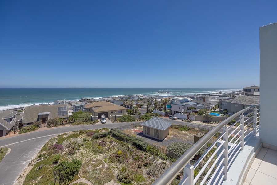 2 Bedroom Property for Sale in Beachfront Western Cape